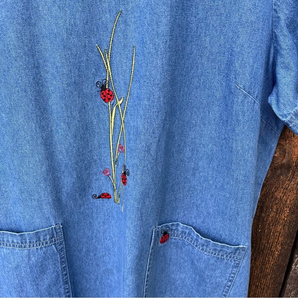 Blair Embroidered Ladybug Denim Short Sleeve Dress With Pockets Sz M - Picture 4 of 9